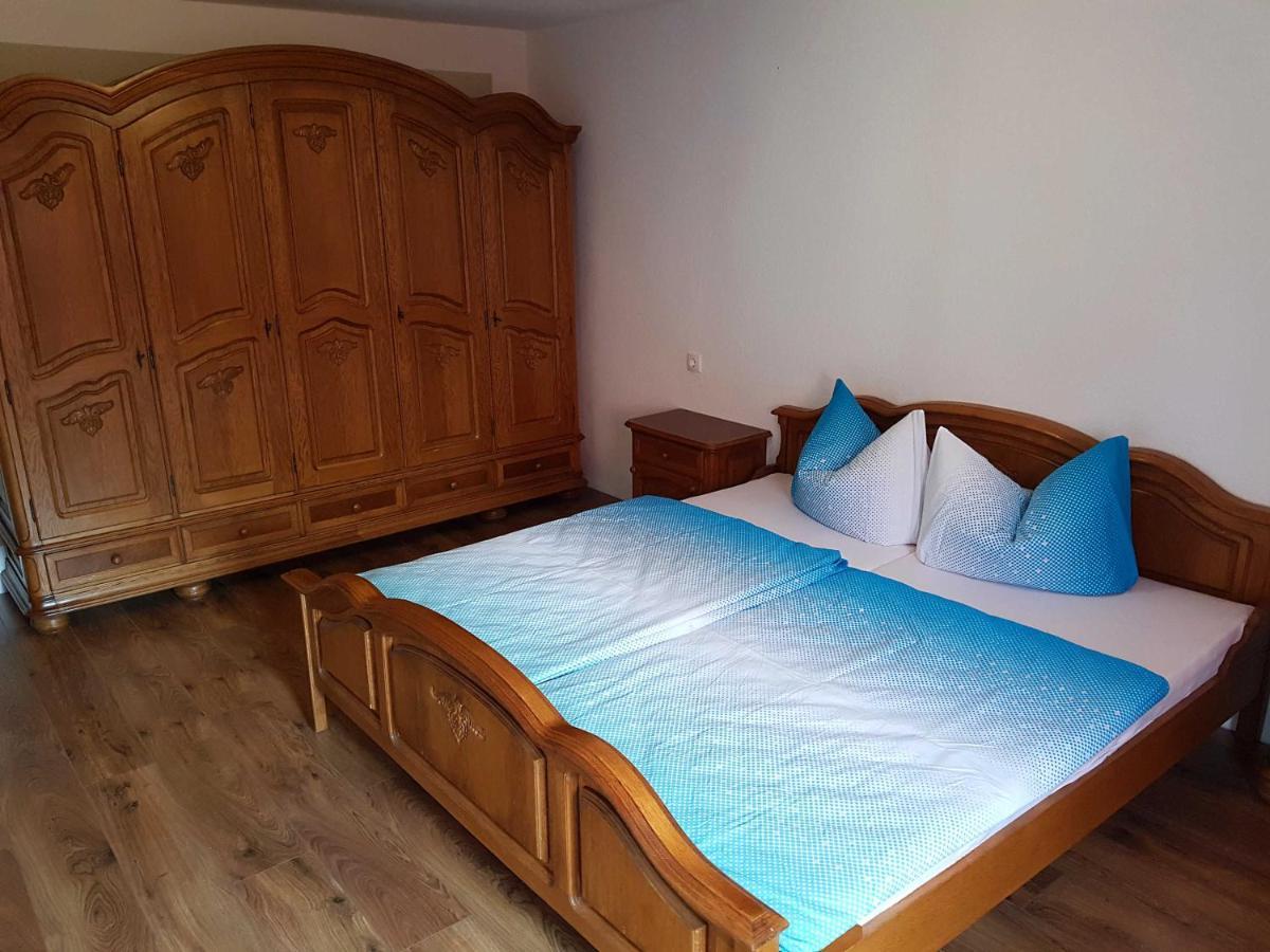 Ferienwohnung Am Kurpark 하셀펠데 외부 사진