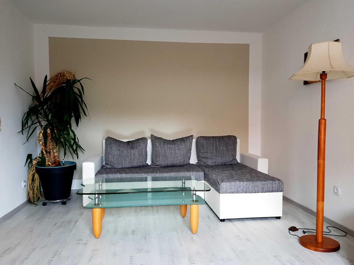 Ferienwohnung Am Kurpark 하셀펠데 외부 사진